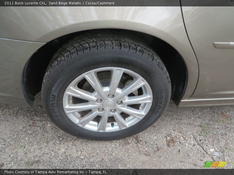 Sand Beige Metallic / Cocoa/Cashmere 2011 Buick Lucerne CXL