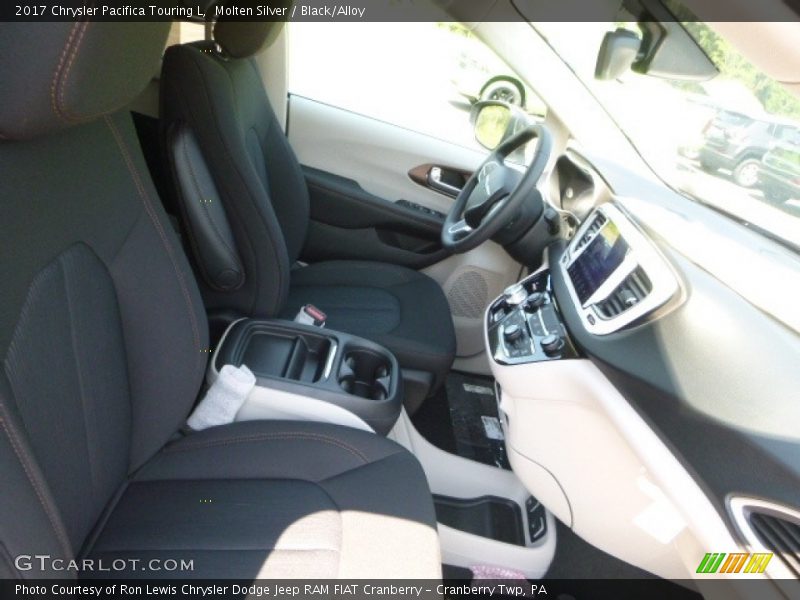 Molten Silver / Black/Alloy 2017 Chrysler Pacifica Touring L