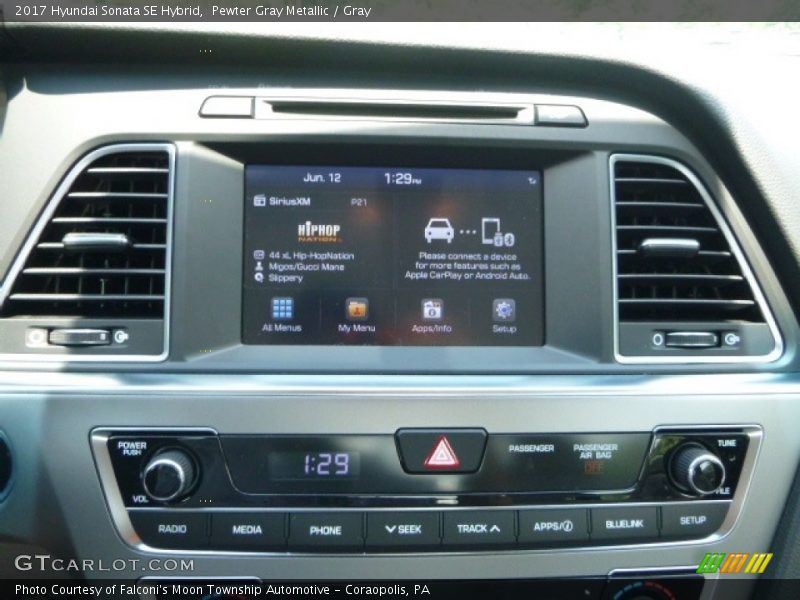 Pewter Gray Metallic / Gray 2017 Hyundai Sonata SE Hybrid