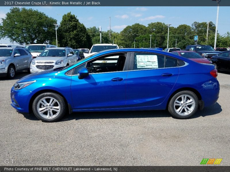 Kinetic Blue Metallic / Jet Black 2017 Chevrolet Cruze LT