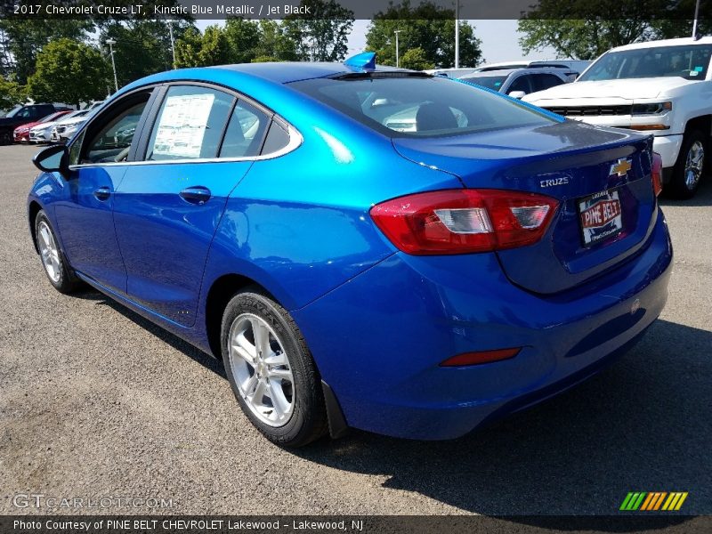 Kinetic Blue Metallic / Jet Black 2017 Chevrolet Cruze LT