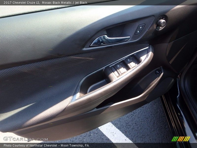Mosaic Black Metallic / Jet Black 2017 Chevrolet Cruze LS
