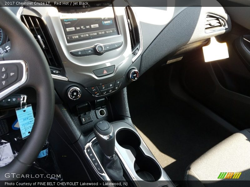 Red Hot / Jet Black 2017 Chevrolet Cruze LT