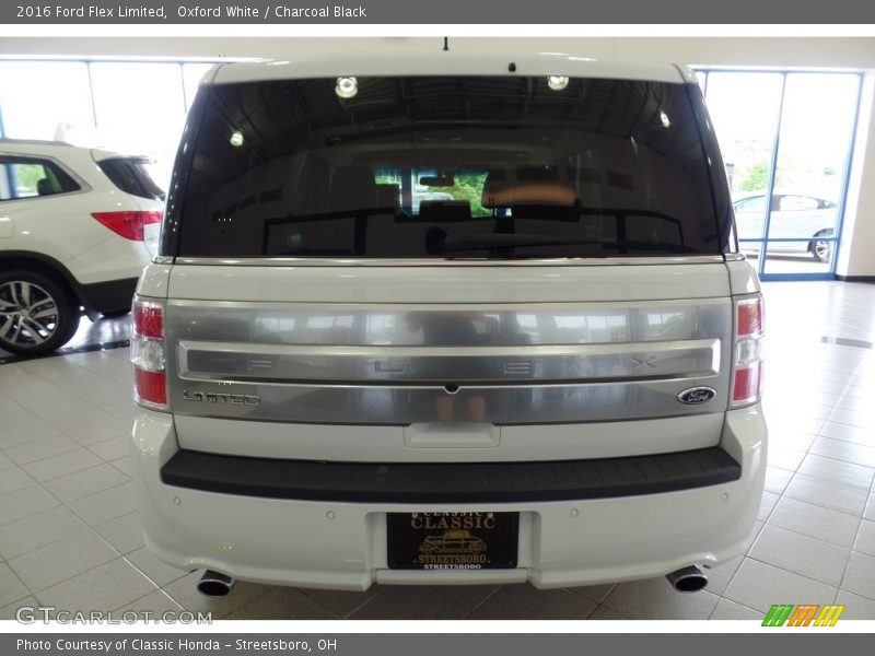 Oxford White / Charcoal Black 2016 Ford Flex Limited