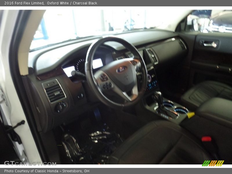 Oxford White / Charcoal Black 2016 Ford Flex Limited