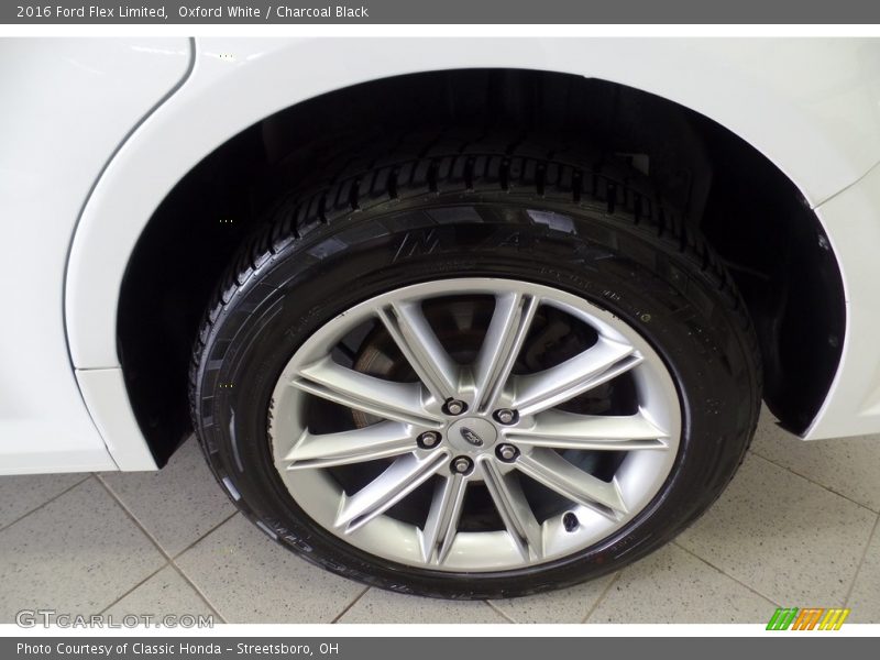 Oxford White / Charcoal Black 2016 Ford Flex Limited