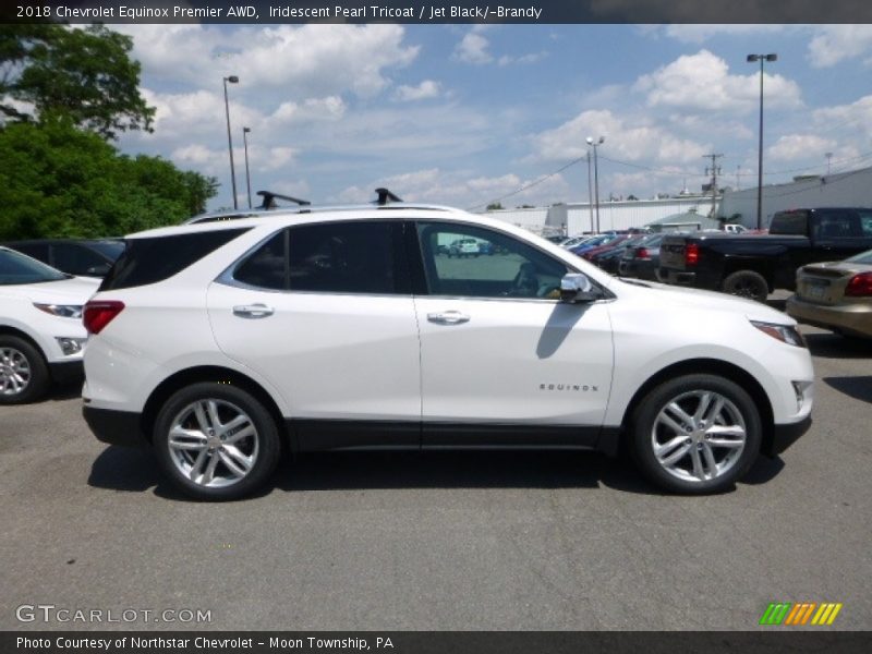 Iridescent Pearl Tricoat / Jet Black/­Brandy 2018 Chevrolet Equinox Premier AWD
