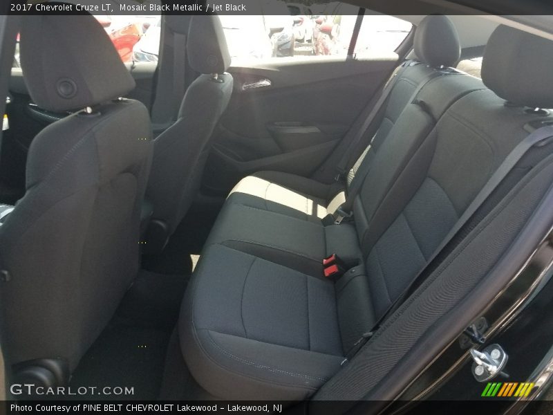 Mosaic Black Metallic / Jet Black 2017 Chevrolet Cruze LT