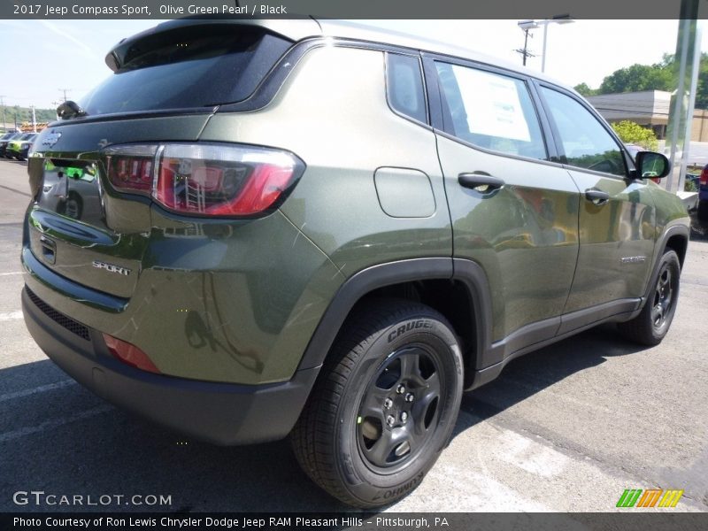 Olive Green Pearl / Black 2017 Jeep Compass Sport