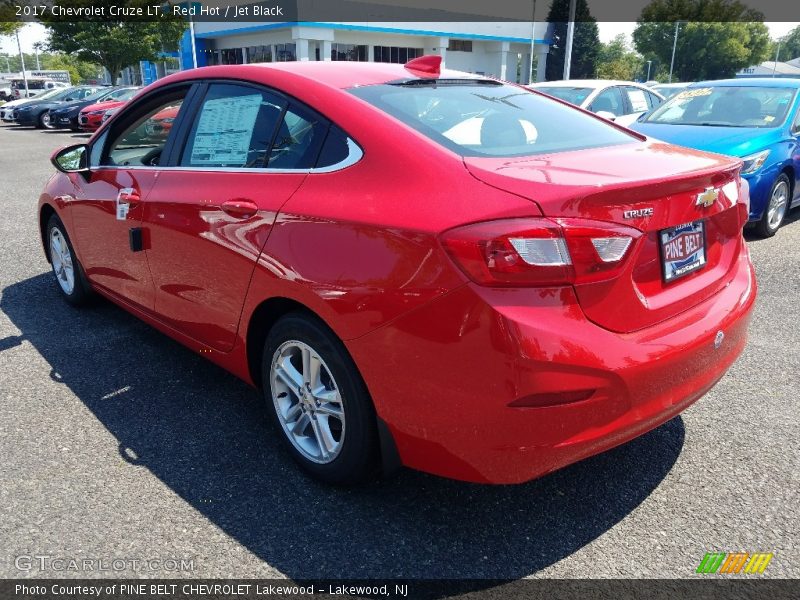 Red Hot / Jet Black 2017 Chevrolet Cruze LT