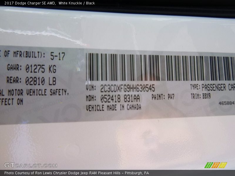 White Knuckle / Black 2017 Dodge Charger SE AWD