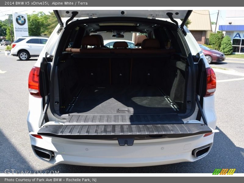 Alpine White / Terra 2014 BMW X5 xDrive35i