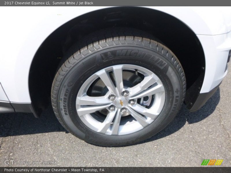 Summit White / Jet Black 2017 Chevrolet Equinox LS