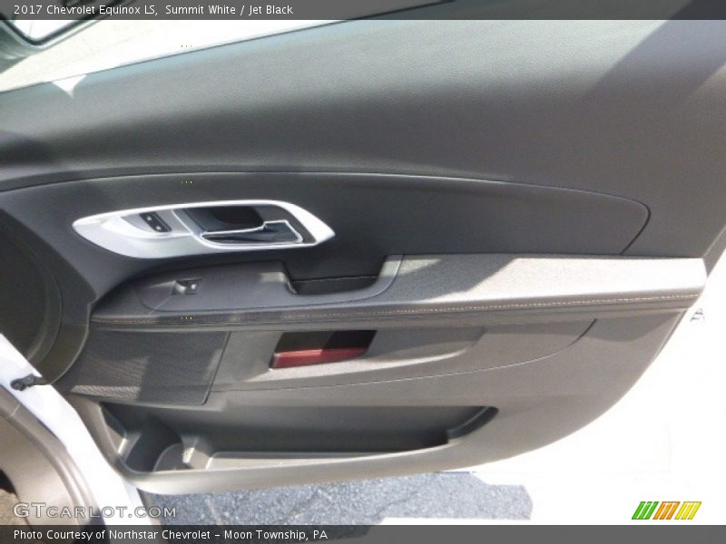 Summit White / Jet Black 2017 Chevrolet Equinox LS