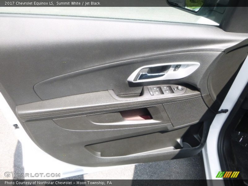Summit White / Jet Black 2017 Chevrolet Equinox LS