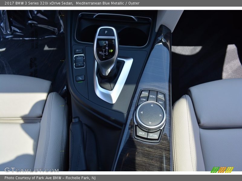 Mediterranean Blue Metallic / Oyster 2017 BMW 3 Series 320i xDrive Sedan