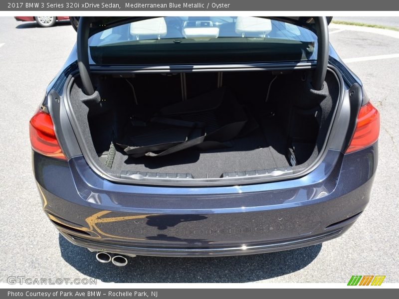 Mediterranean Blue Metallic / Oyster 2017 BMW 3 Series 320i xDrive Sedan