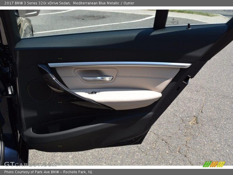 Mediterranean Blue Metallic / Oyster 2017 BMW 3 Series 320i xDrive Sedan