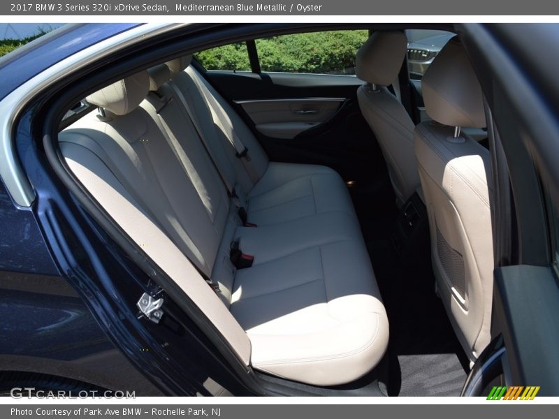 Mediterranean Blue Metallic / Oyster 2017 BMW 3 Series 320i xDrive Sedan