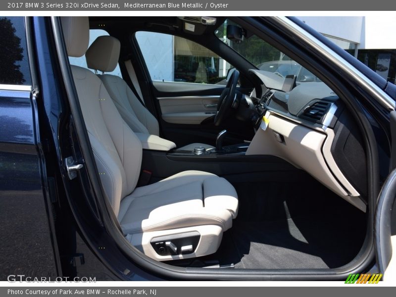 Mediterranean Blue Metallic / Oyster 2017 BMW 3 Series 320i xDrive Sedan