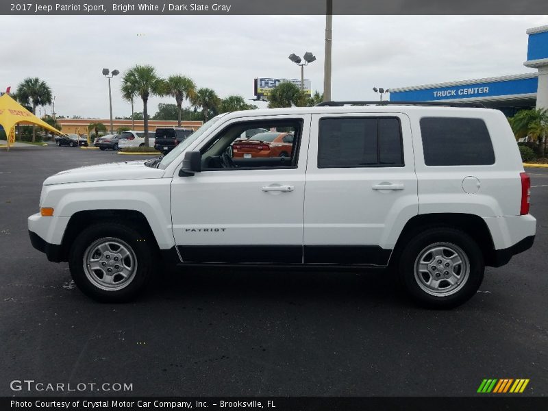 Bright White / Dark Slate Gray 2017 Jeep Patriot Sport