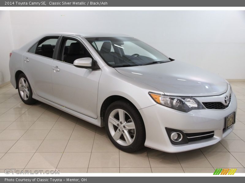 Classic Silver Metallic / Black/Ash 2014 Toyota Camry SE