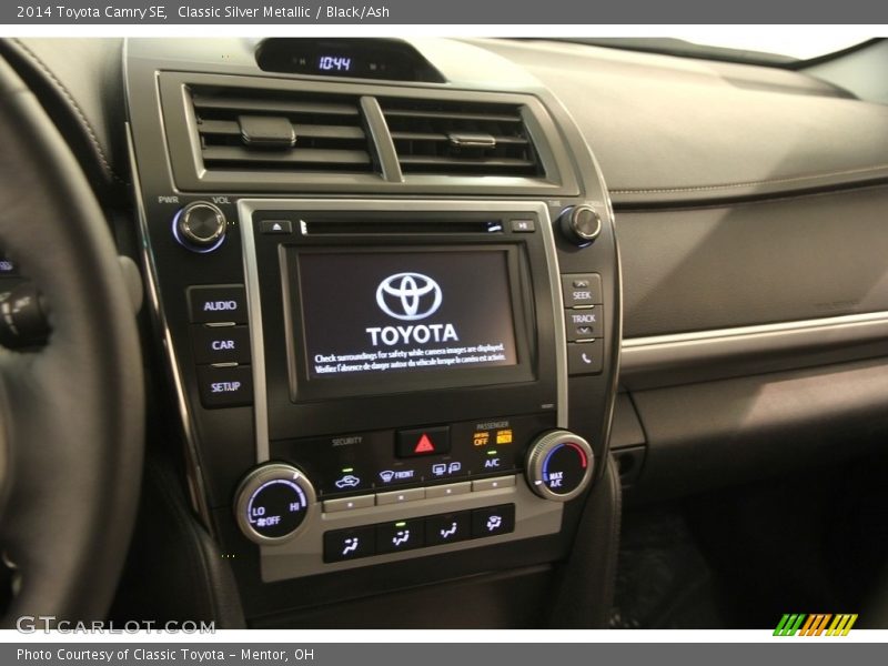 Classic Silver Metallic / Black/Ash 2014 Toyota Camry SE