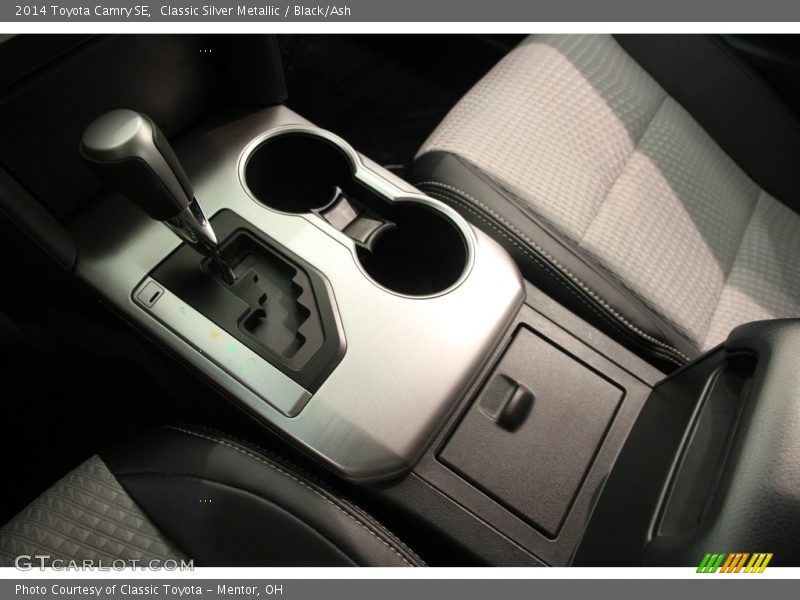 Classic Silver Metallic / Black/Ash 2014 Toyota Camry SE