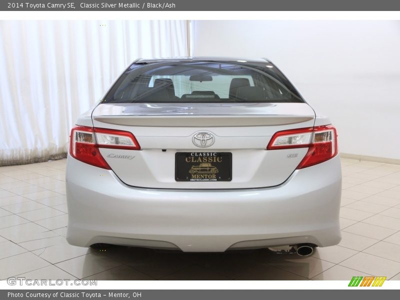 Classic Silver Metallic / Black/Ash 2014 Toyota Camry SE