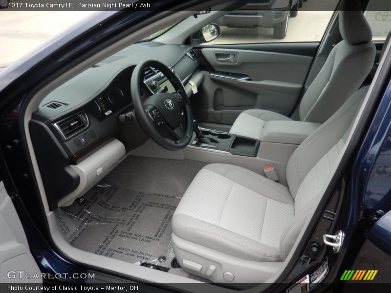 Parisian Night Pearl / Ash 2017 Toyota Camry LE