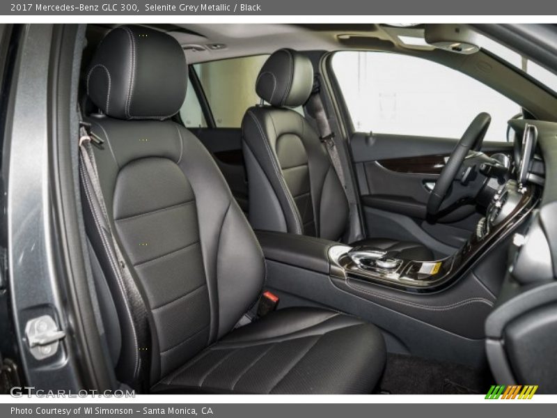 Selenite Grey Metallic / Black 2017 Mercedes-Benz GLC 300