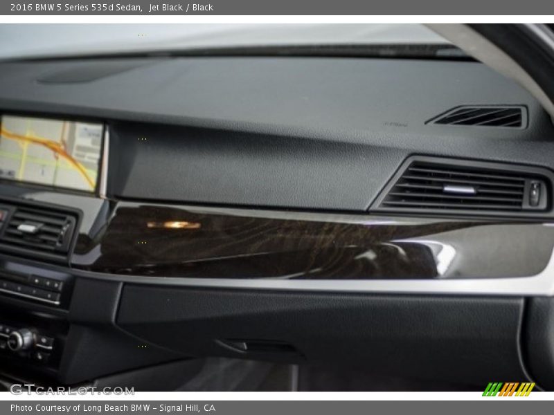 Jet Black / Black 2016 BMW 5 Series 535d Sedan