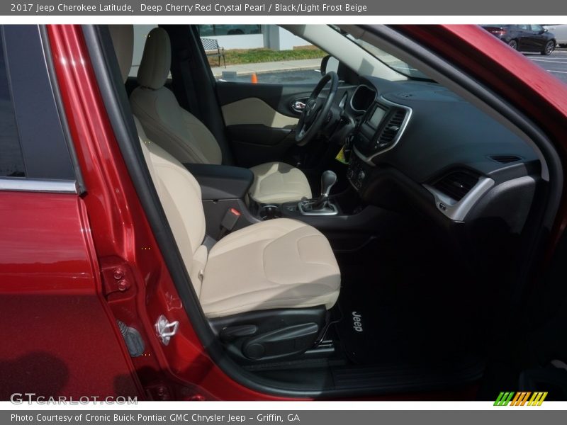 Deep Cherry Red Crystal Pearl / Black/Light Frost Beige 2017 Jeep Cherokee Latitude