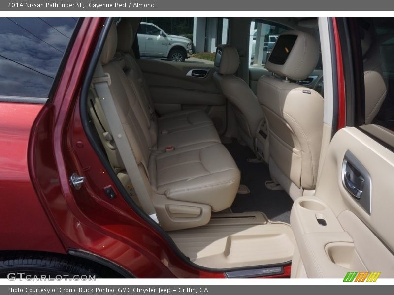Cayenne Red / Almond 2014 Nissan Pathfinder SL