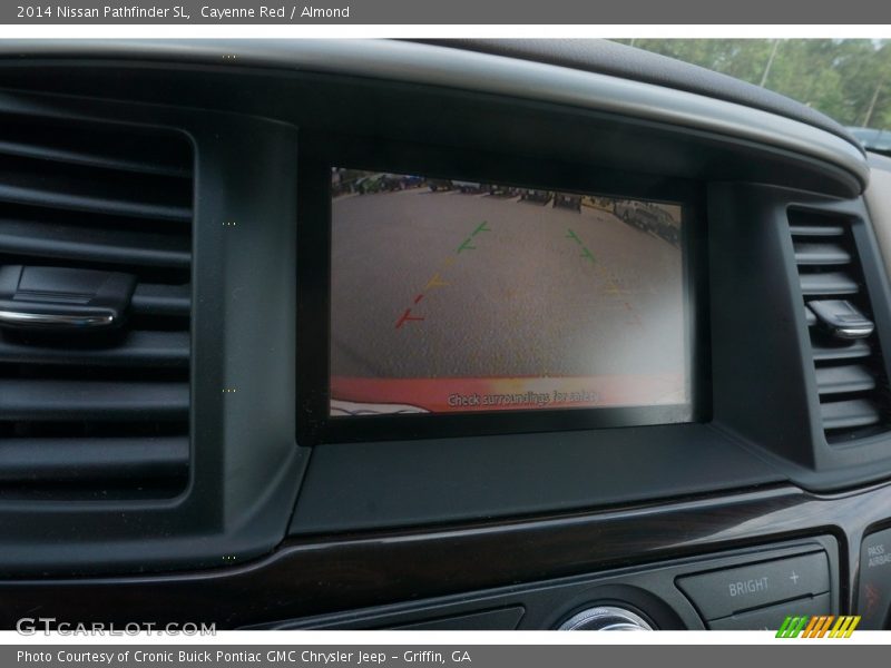 Cayenne Red / Almond 2014 Nissan Pathfinder SL