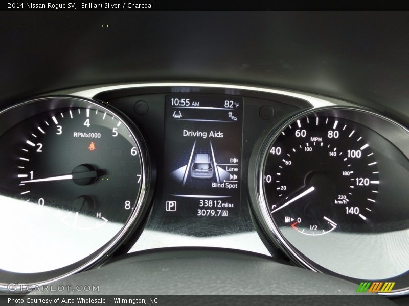 Brilliant Silver / Charcoal 2014 Nissan Rogue SV