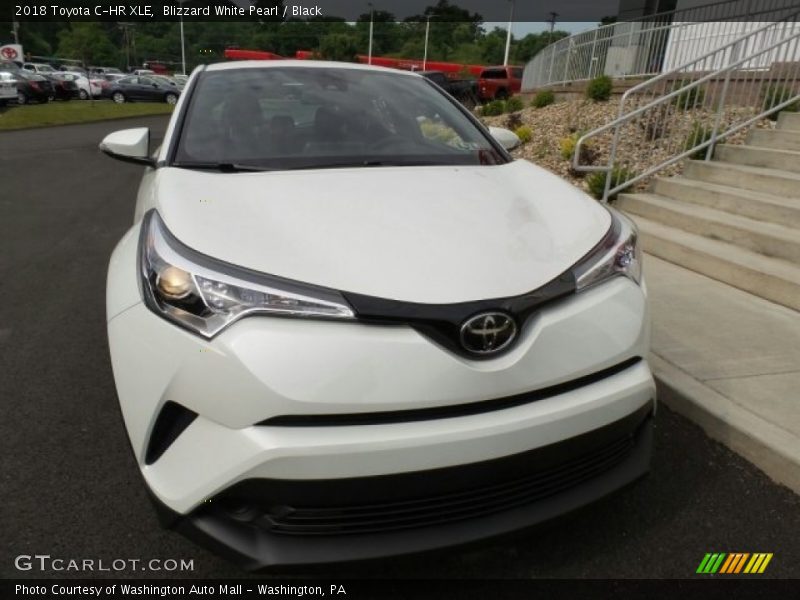 Blizzard White Pearl / Black 2018 Toyota C-HR XLE