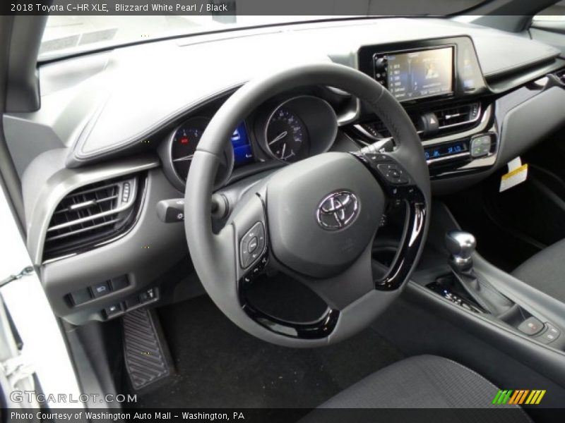 Blizzard White Pearl / Black 2018 Toyota C-HR XLE