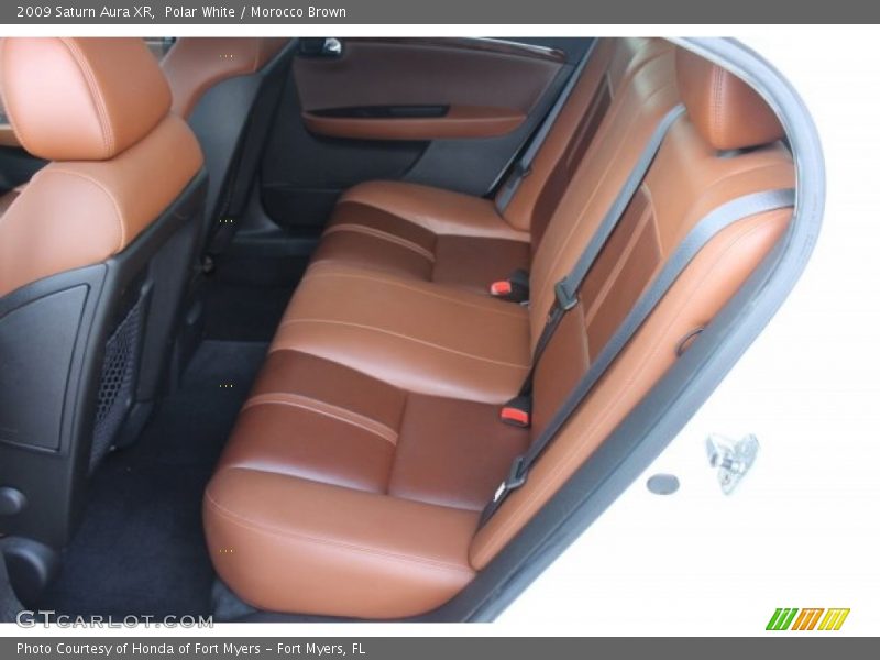 Polar White / Morocco Brown 2009 Saturn Aura XR