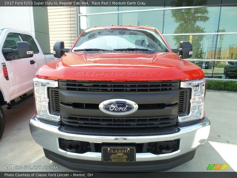 Race Red / Medium Earth Gray 2017 Ford F250 Super Duty XL Regular Cab 4x4