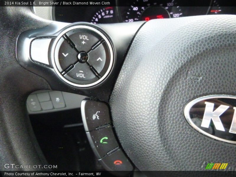Bright Silver / Black Diamond Woven Cloth 2014 Kia Soul 1.6