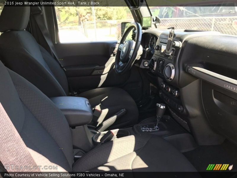 Tank / Black 2016 Jeep Wrangler Unlimited Sport 4x4
