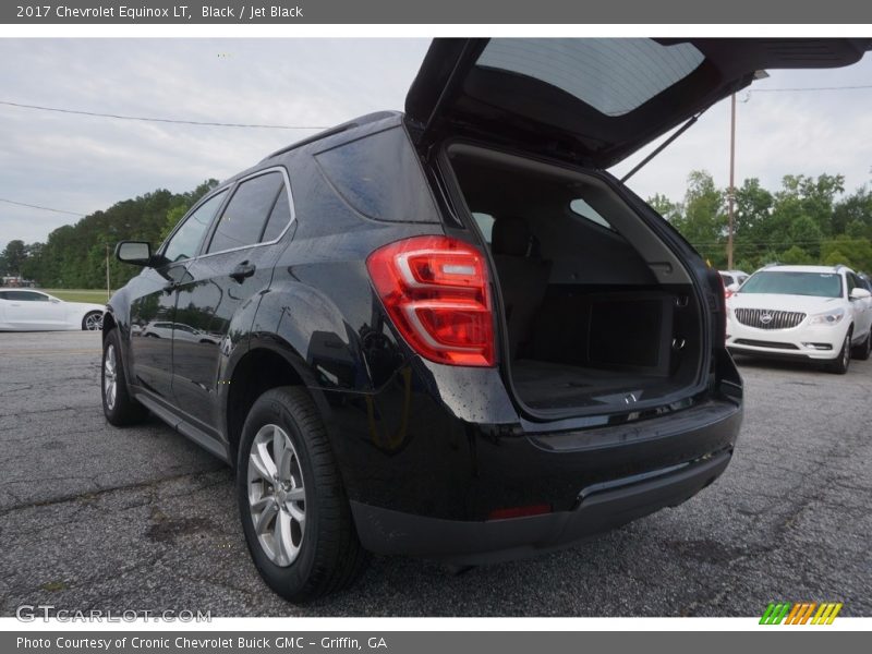 Black / Jet Black 2017 Chevrolet Equinox LT