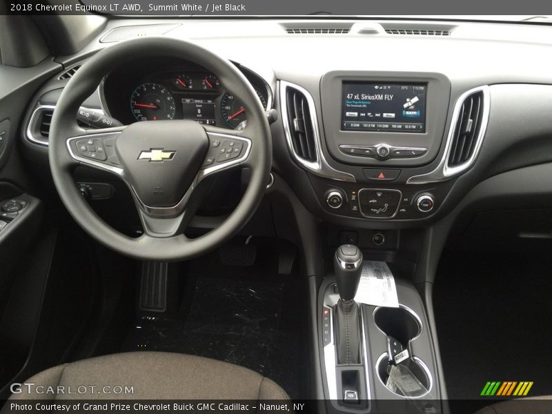 Summit White / Jet Black 2018 Chevrolet Equinox LT AWD