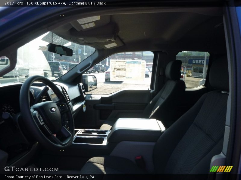 Lightning Blue / Black 2017 Ford F150 XL SuperCab 4x4