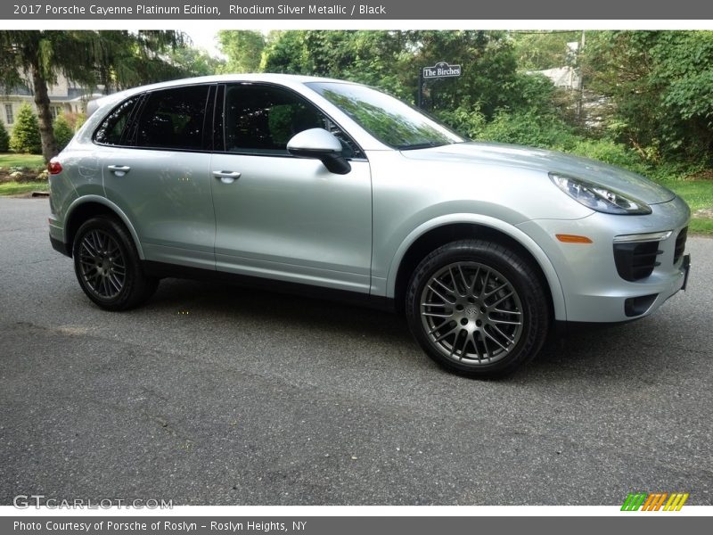 Rhodium Silver Metallic / Black 2017 Porsche Cayenne Platinum Edition