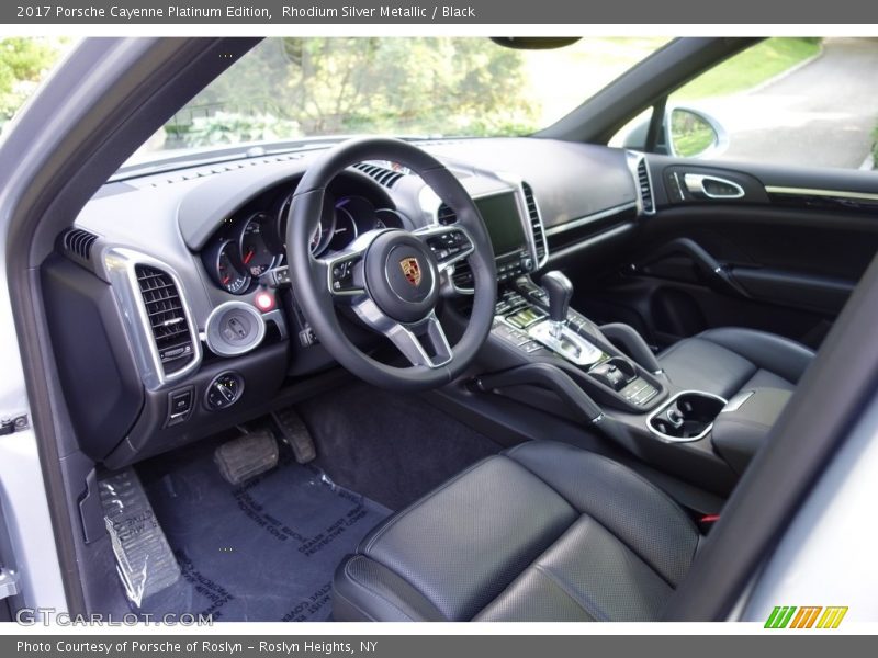 Rhodium Silver Metallic / Black 2017 Porsche Cayenne Platinum Edition