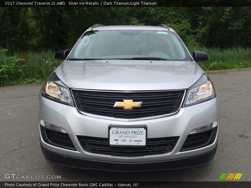Silver Ice Metallic / Dark Titanium/Light Titanium 2017 Chevrolet Traverse LS AWD