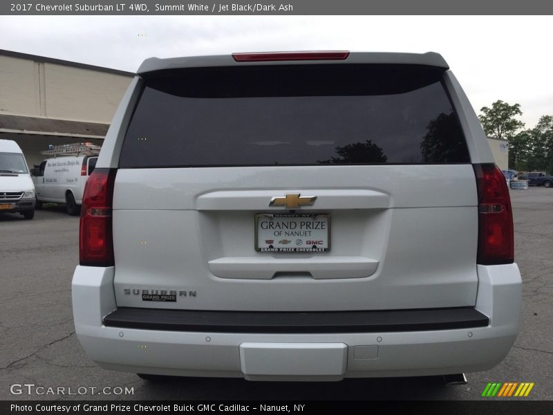 Summit White / Jet Black/Dark Ash 2017 Chevrolet Suburban LT 4WD