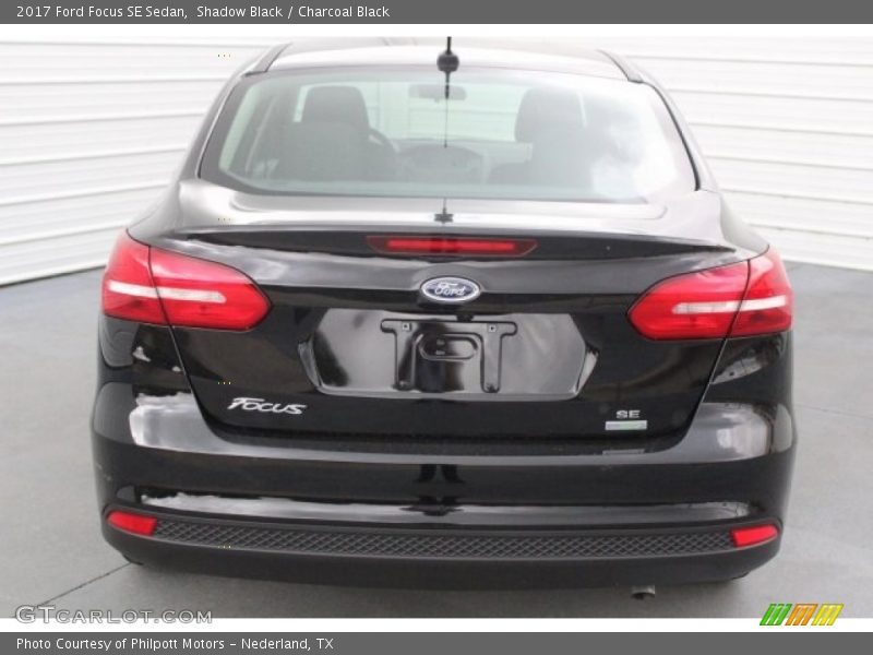 Shadow Black / Charcoal Black 2017 Ford Focus SE Sedan